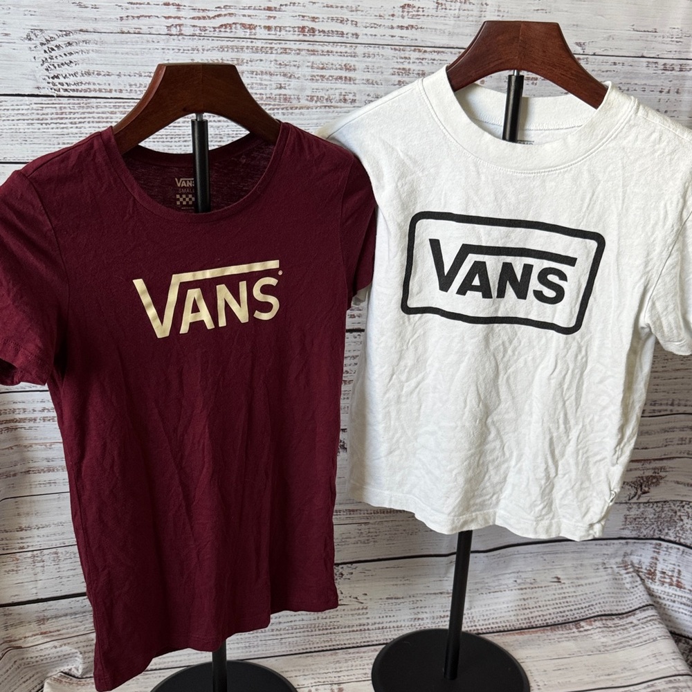 Bundle of 2 - Vans Burgundy and White Logo T-Shirts - size S and XS